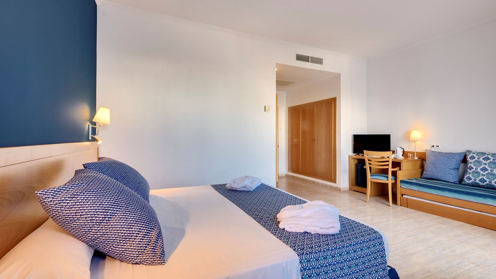 rooms-double-superior-sea-view