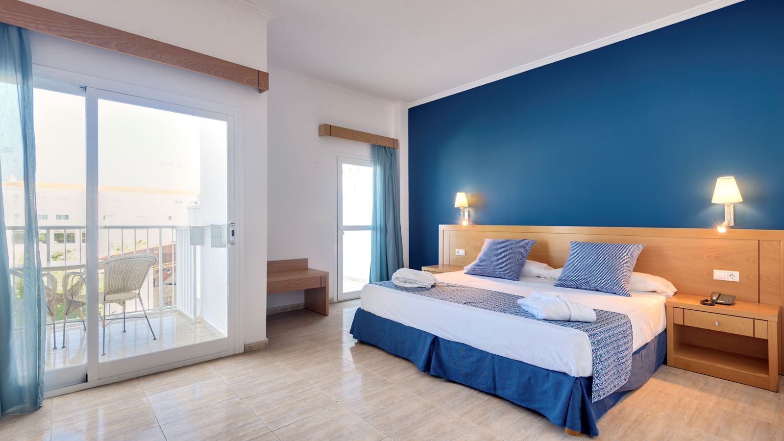 rooms-double-superior-sea-view