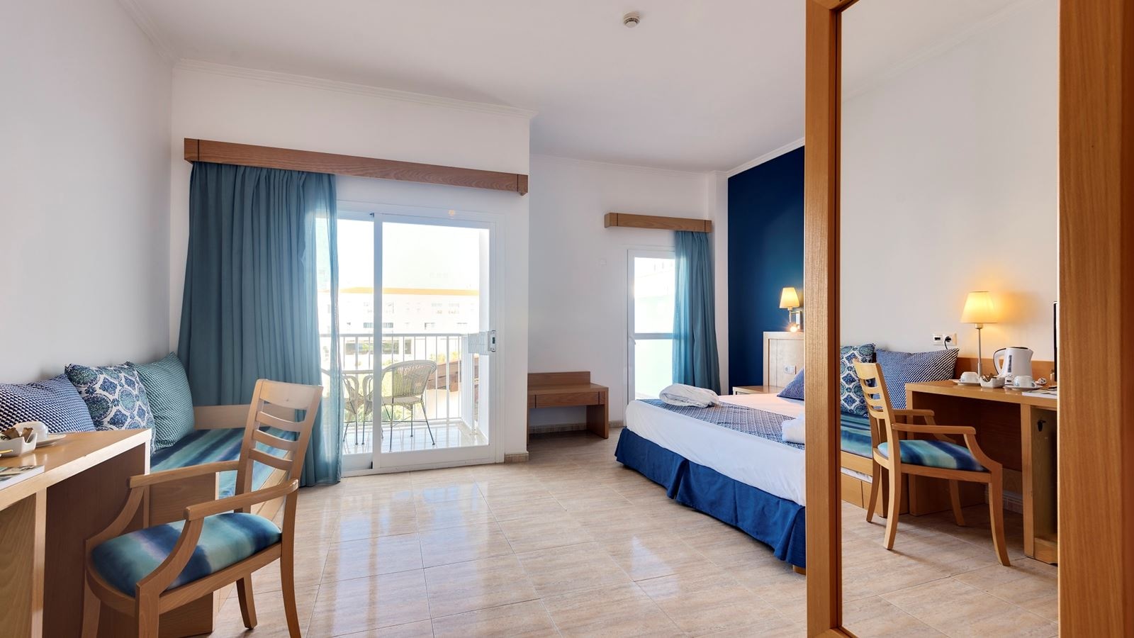 rooms-double-superior-sea-view