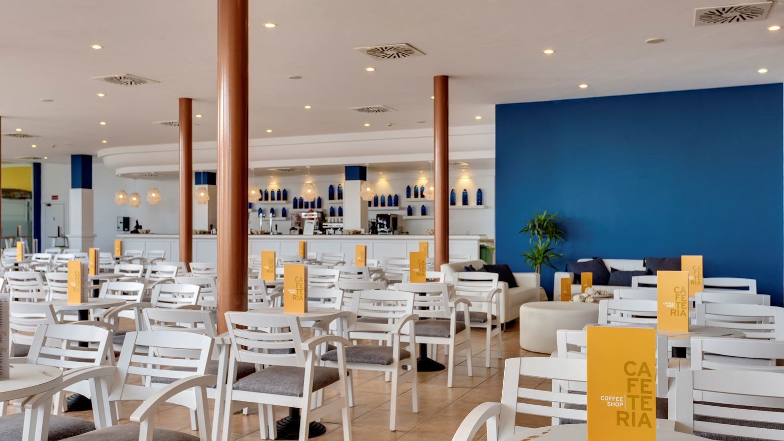 restaurants-hibiscus-bar-cafeteria