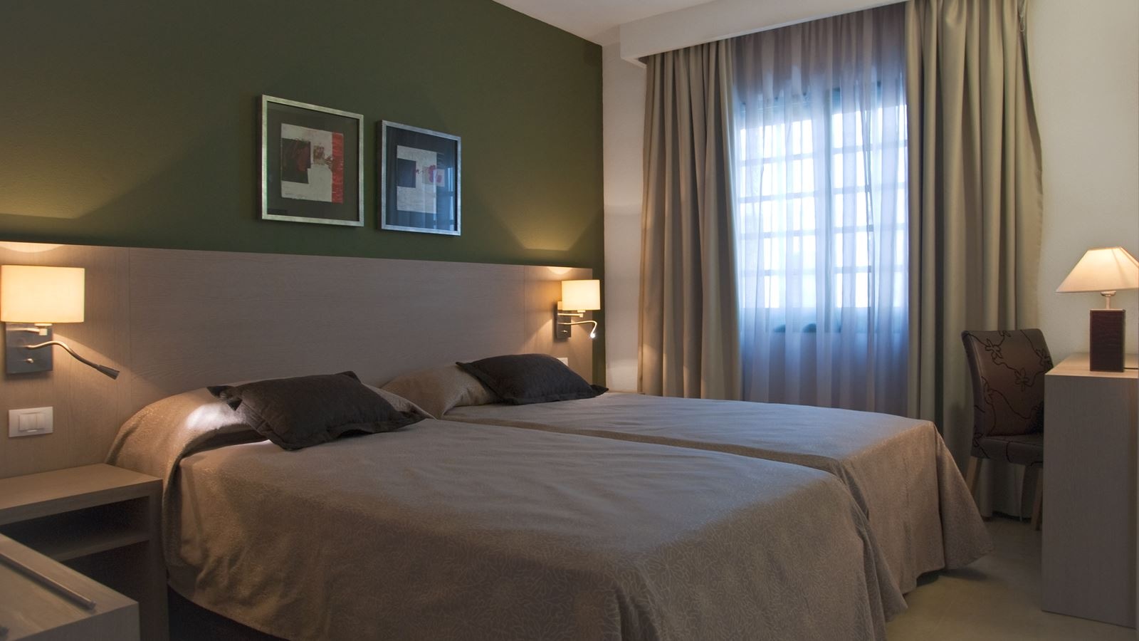 rooms-bungalow-one-bedroom-with-terrace