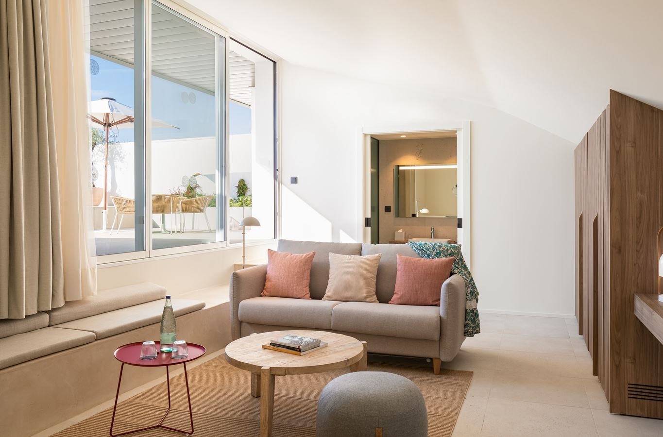 rooms-pool-penthouse-suite