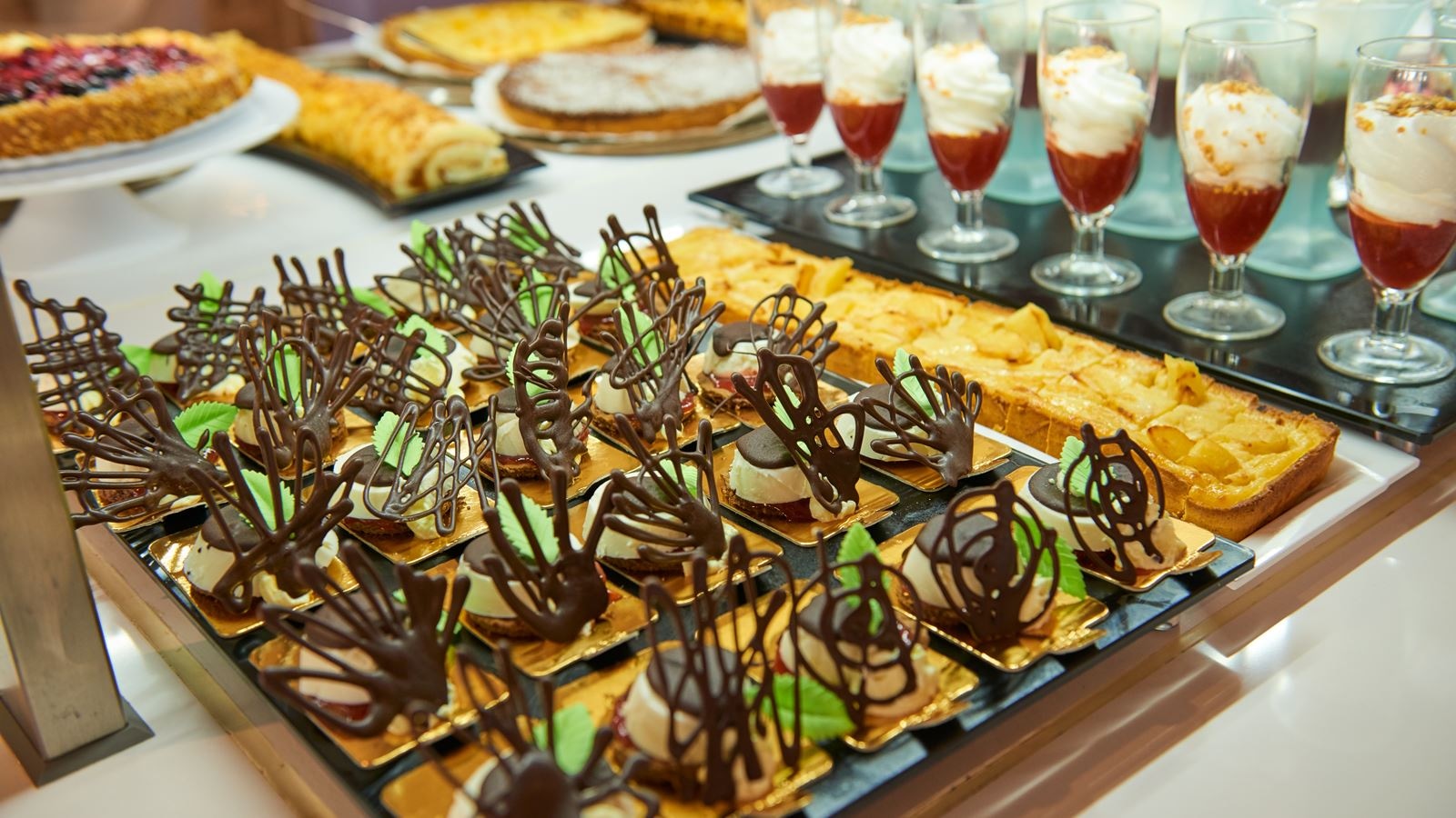 restaurants-restaurant