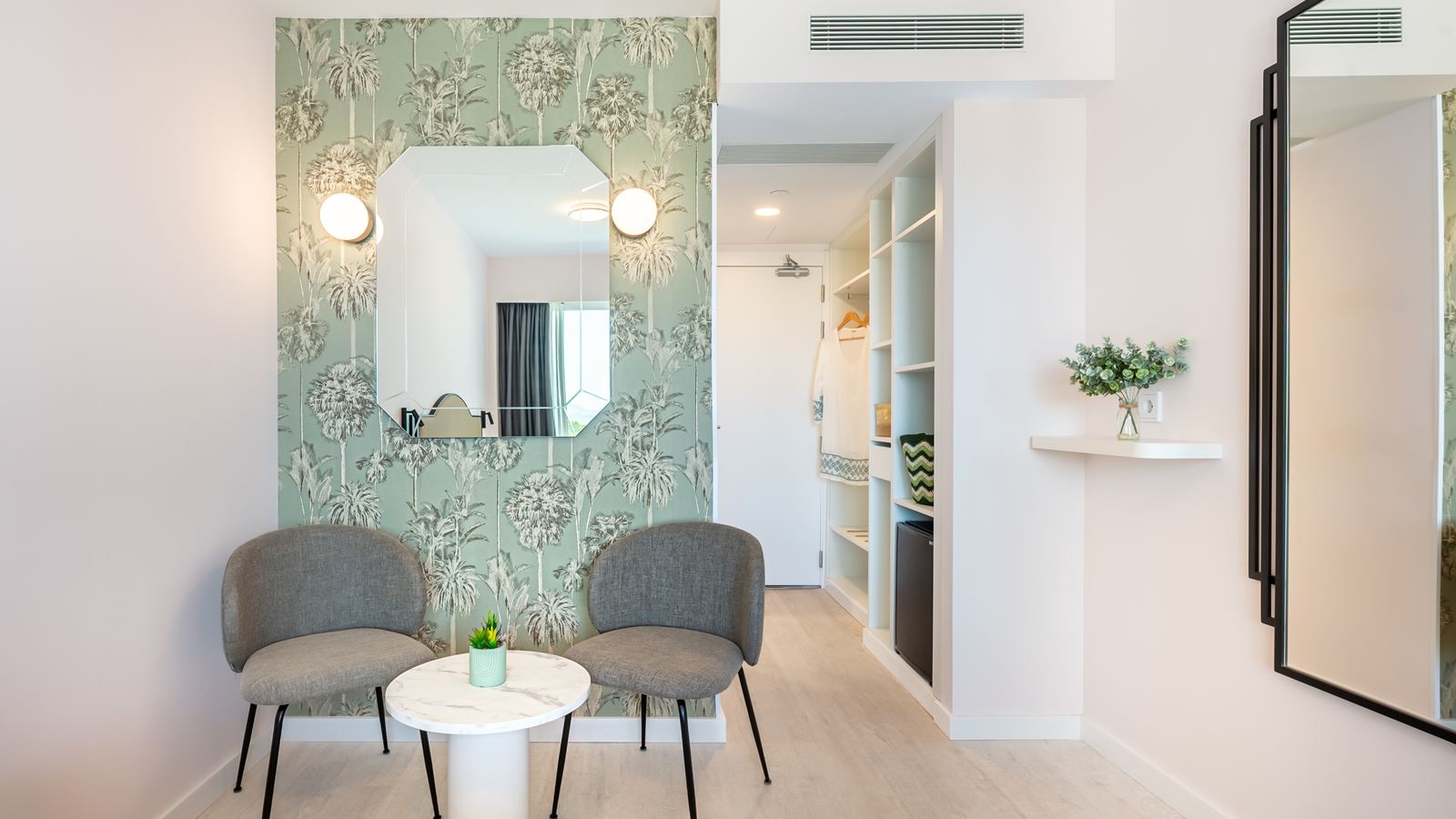 rooms-twin-room-pool-view-balcony-or-terrace