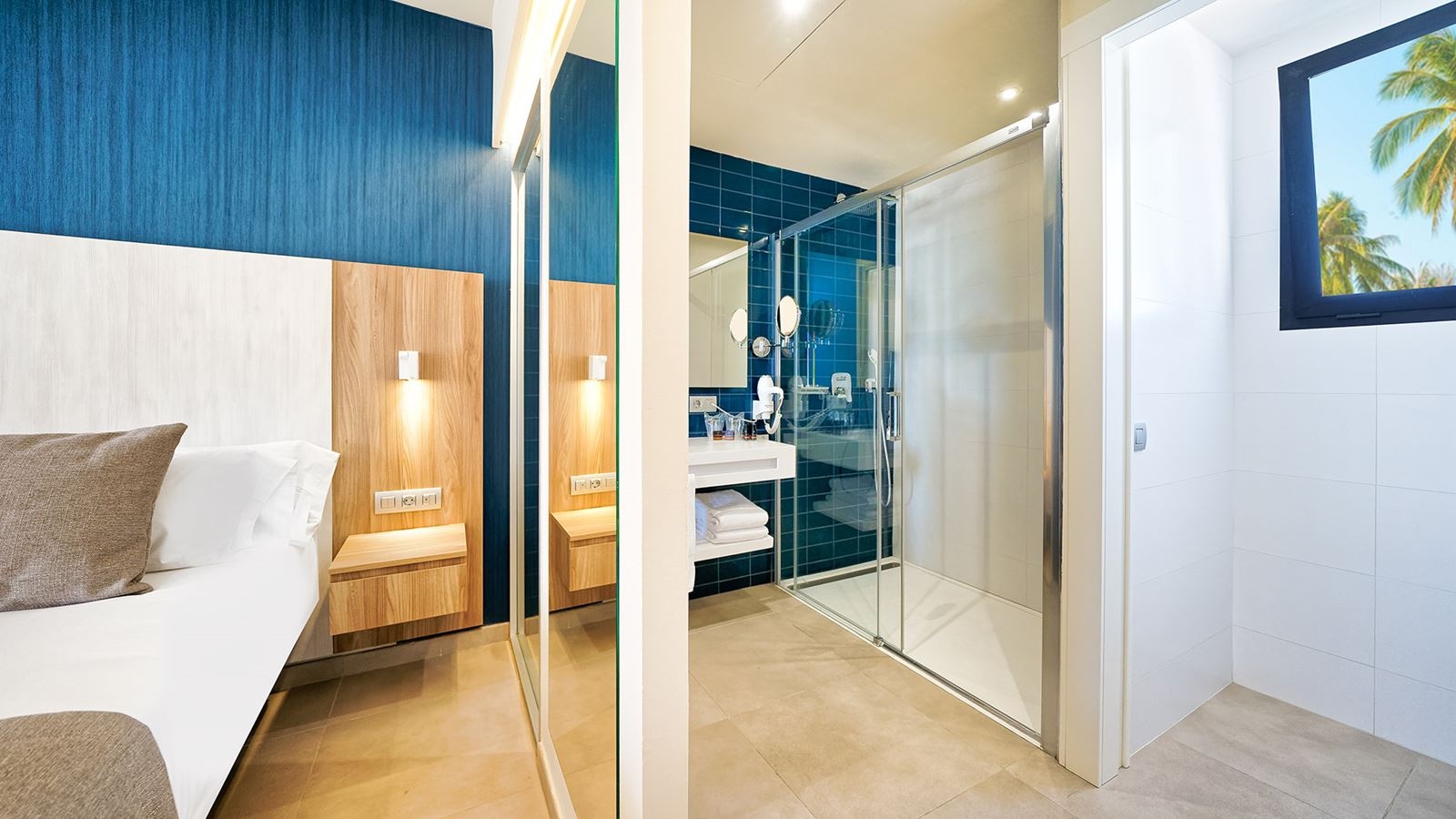 rooms-double-deluxe-with-terrace