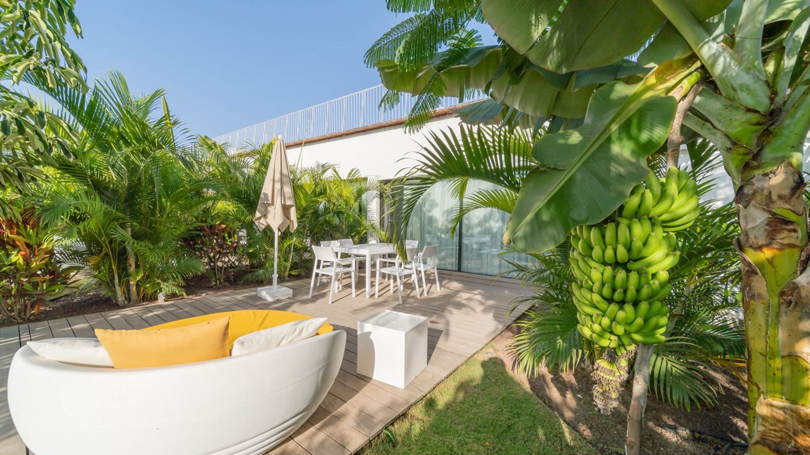 rooms-classic-holiday-home-2-bedrooms-with-terrace