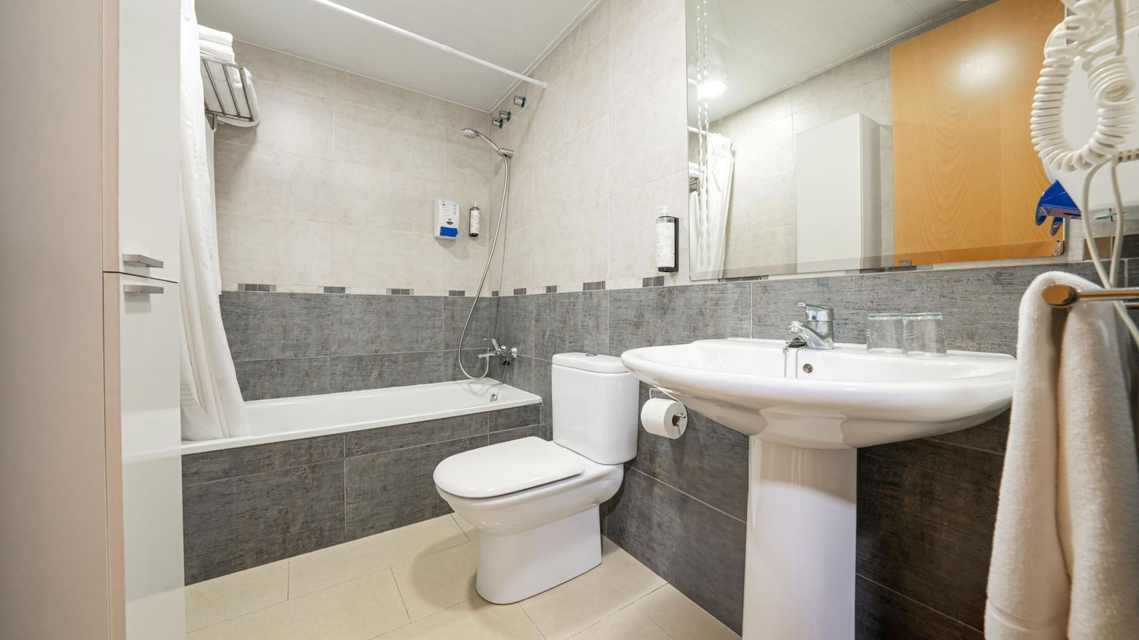 rooms-apartment-1-bedroom