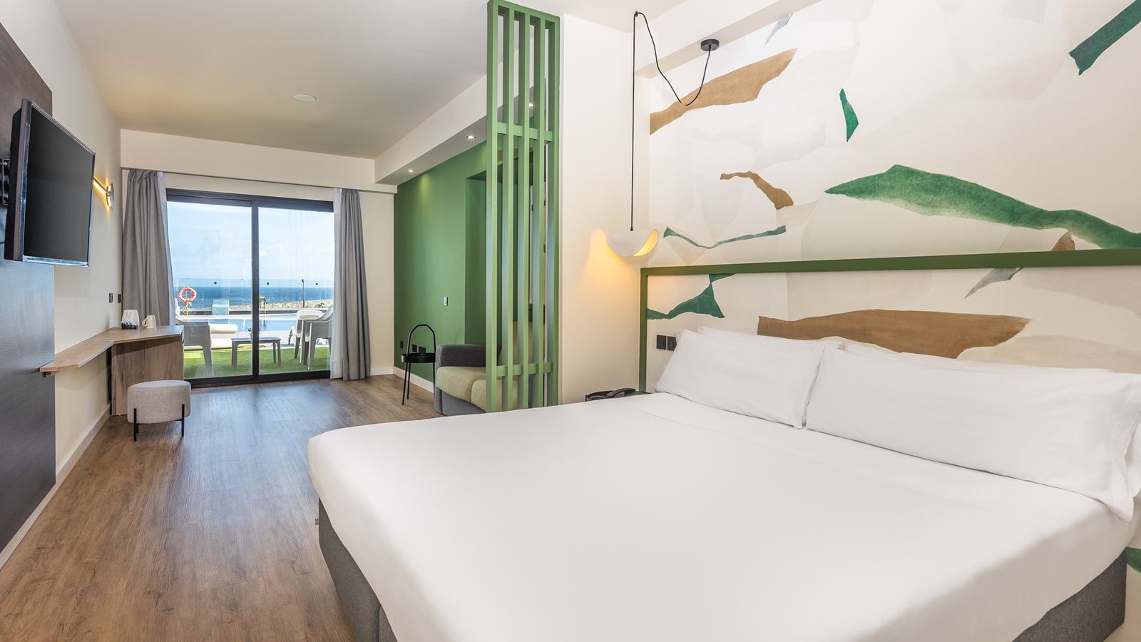 rooms-double-room-pool-view-with-terrace