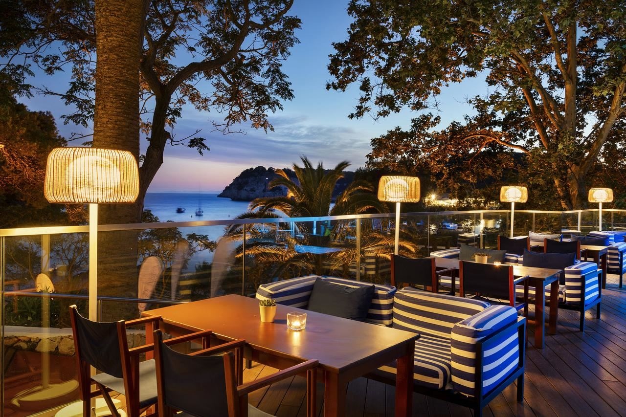 restaurants-cape-nao-beach-club-and-restaurant