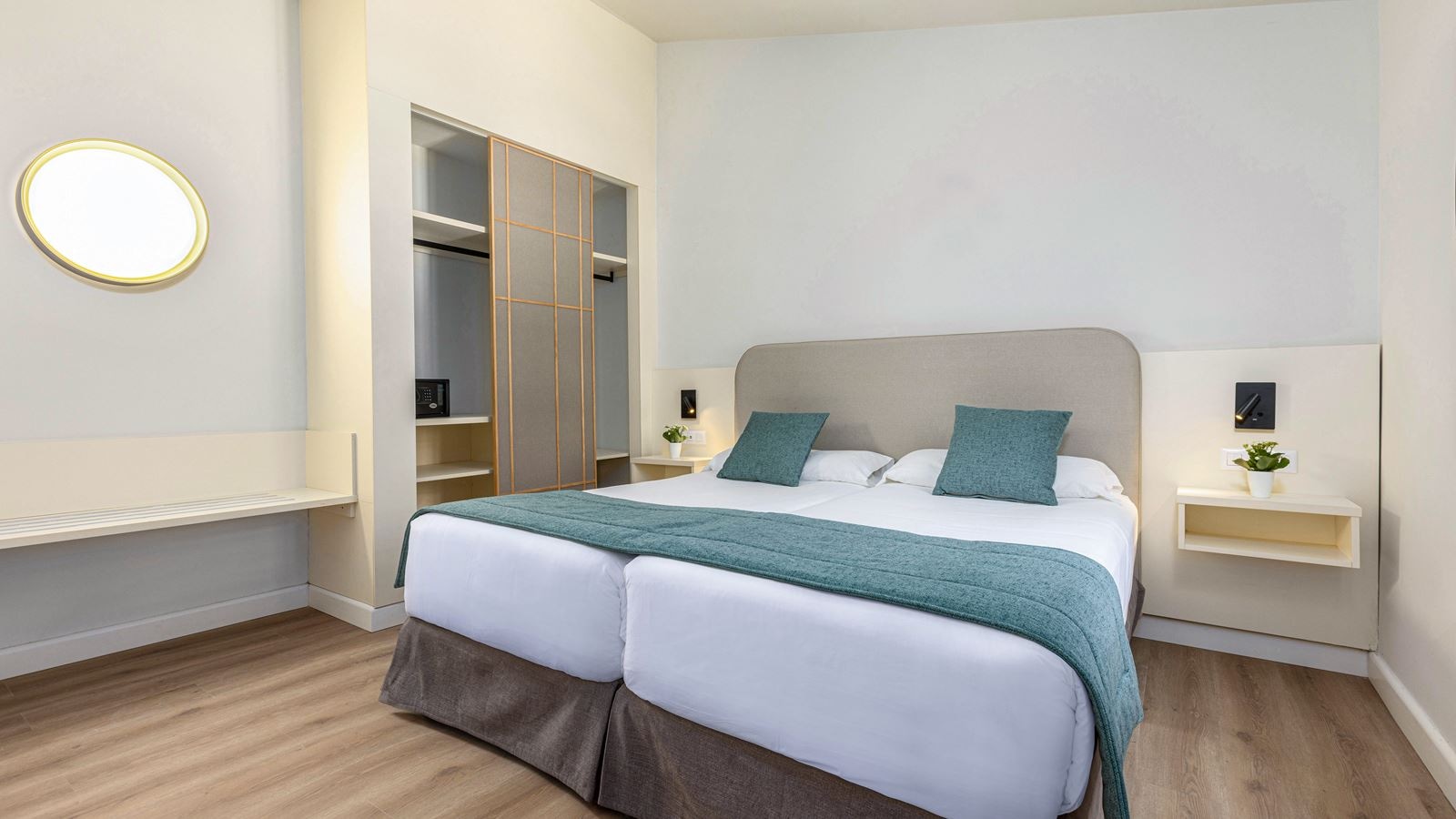 rooms-1-bedroom-bungalow-with-terrace