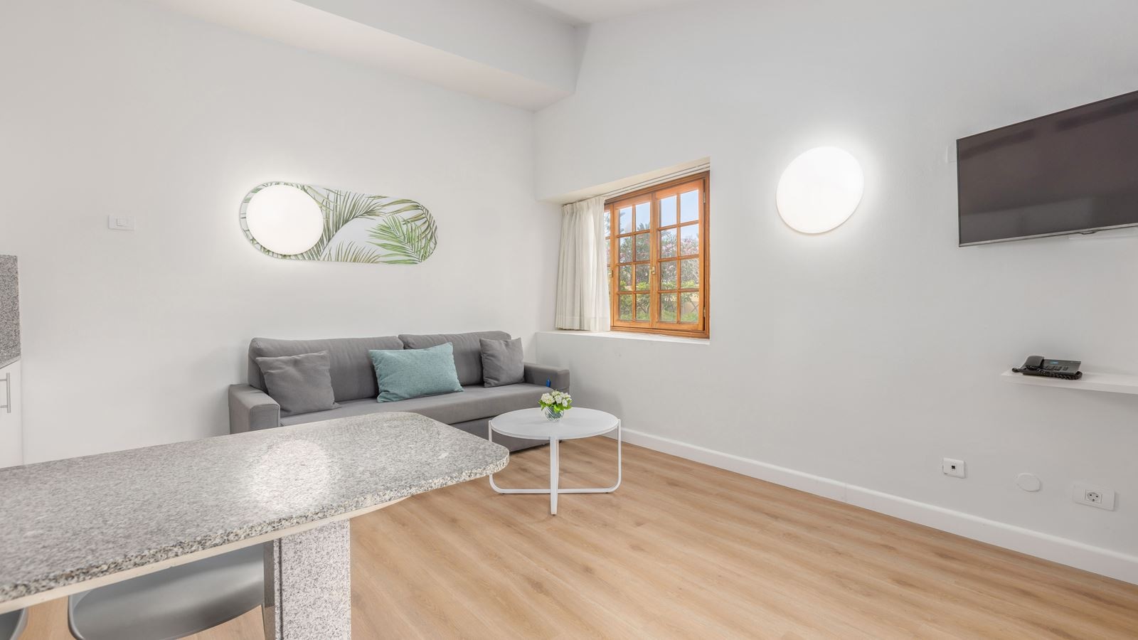 rooms-3-bedrooms-bungalow-with-terrace