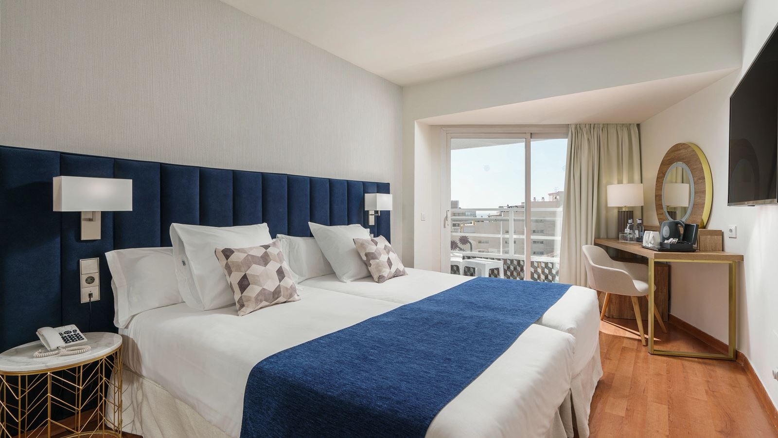 rooms-my-favourite-club-double-superior