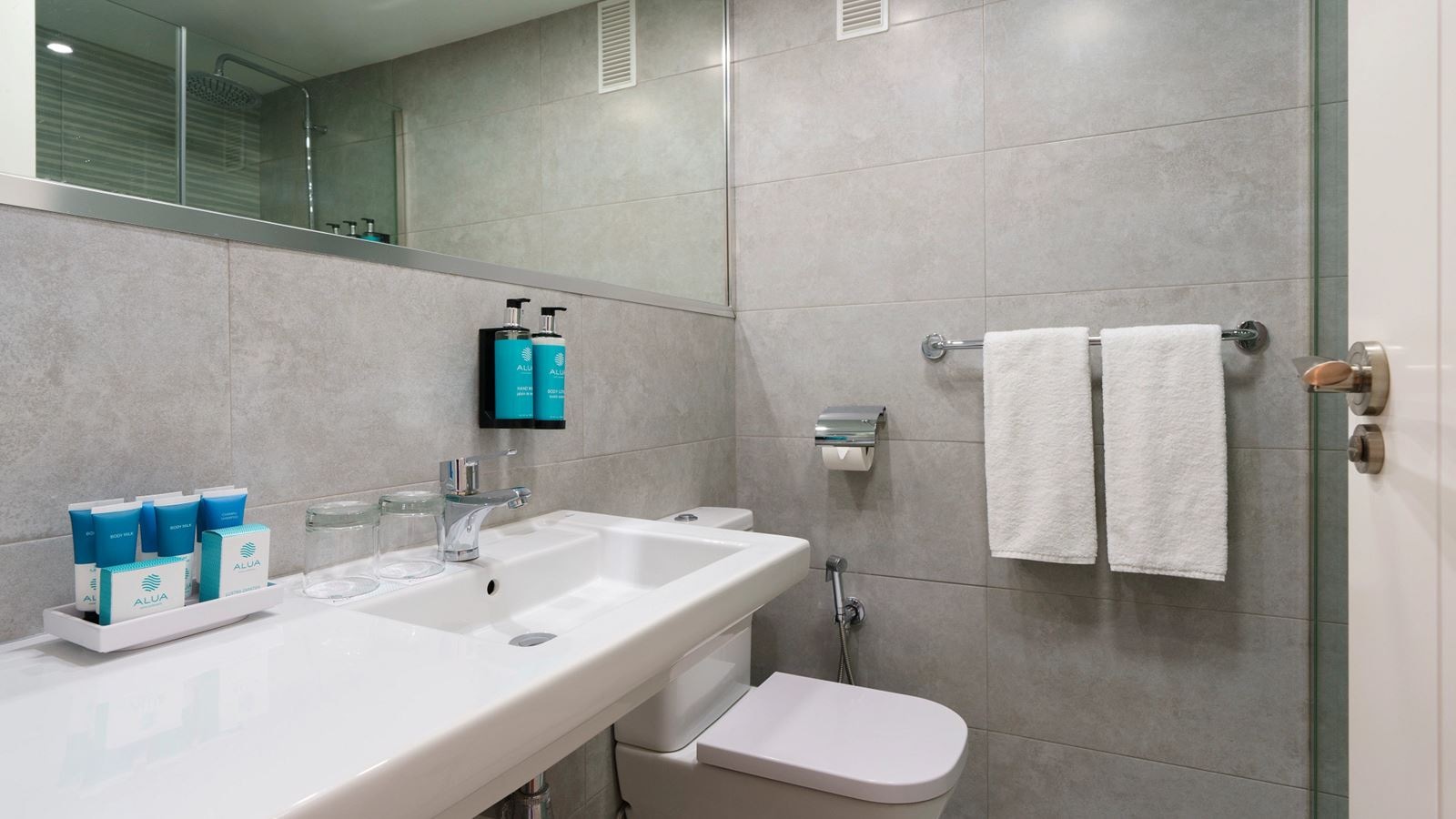 rooms-junior-suite-balcony-or-terrace