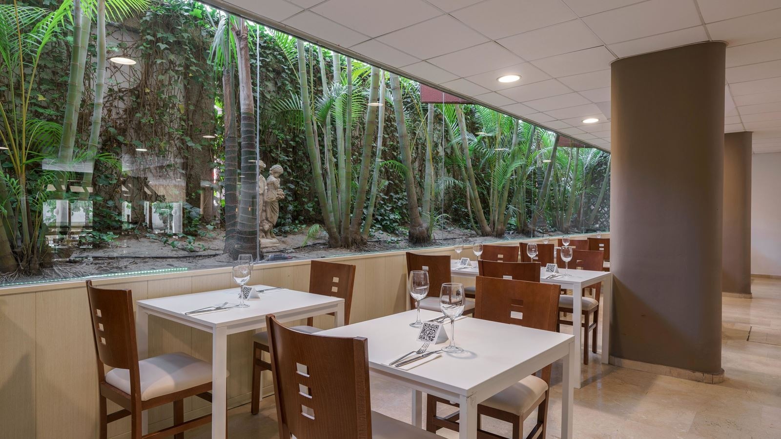 restaurants-restaurants