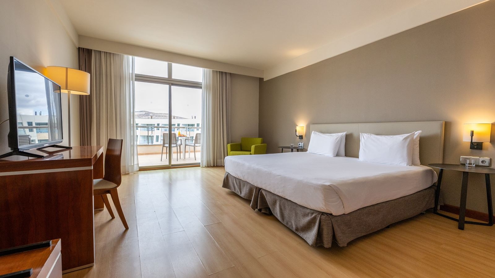 rooms-suite-superior-with-terrace