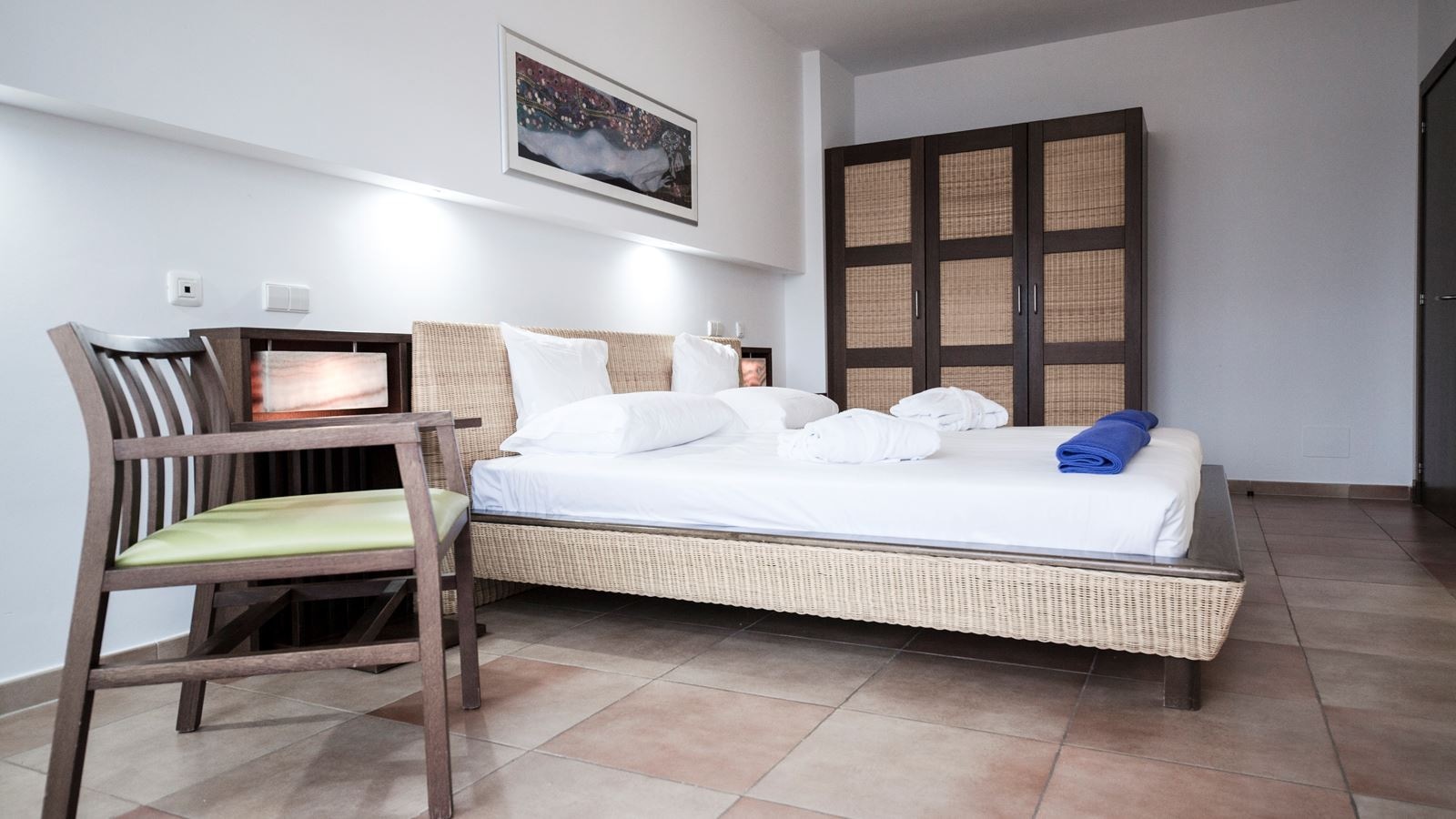 rooms-2-bedroom-villas-with-terrace