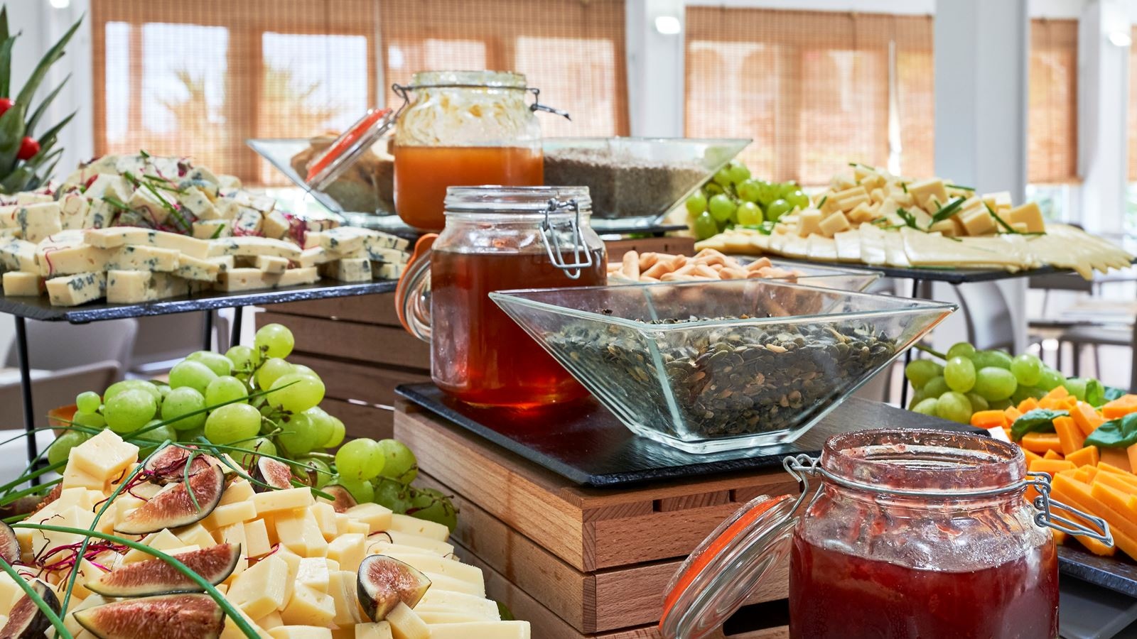 restaurants-restaurants