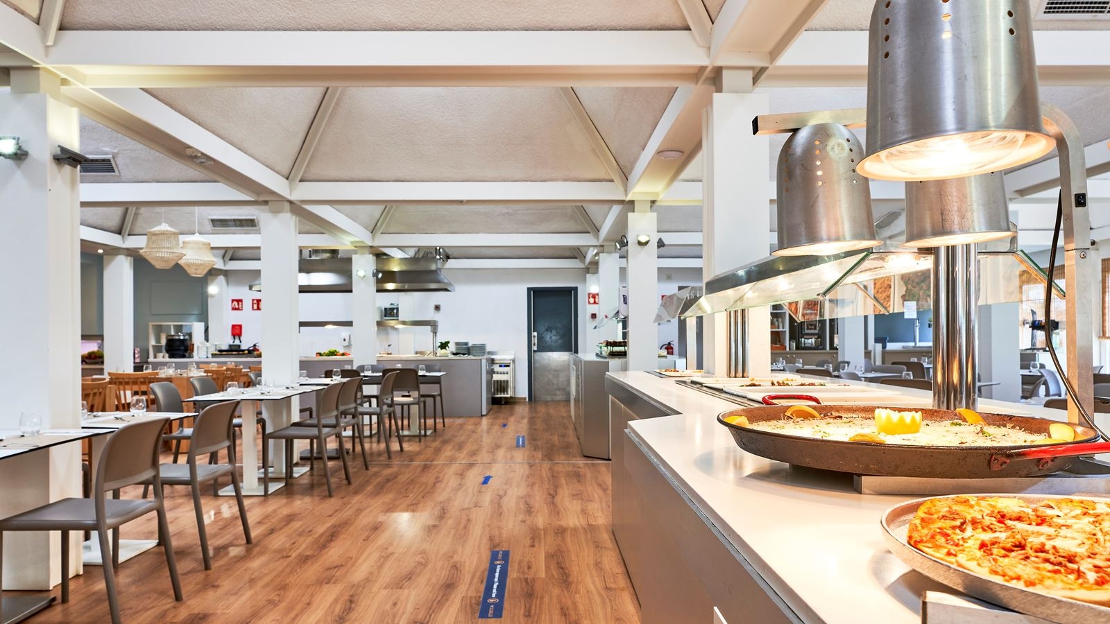 restaurants-restaurants