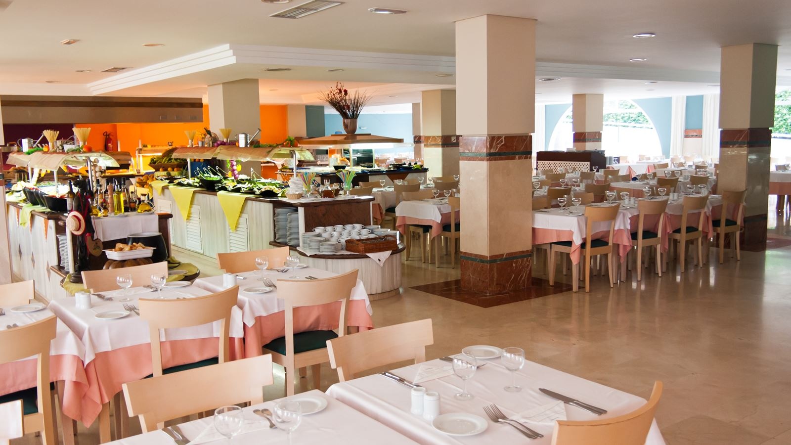restaurants-buffet-restaurant