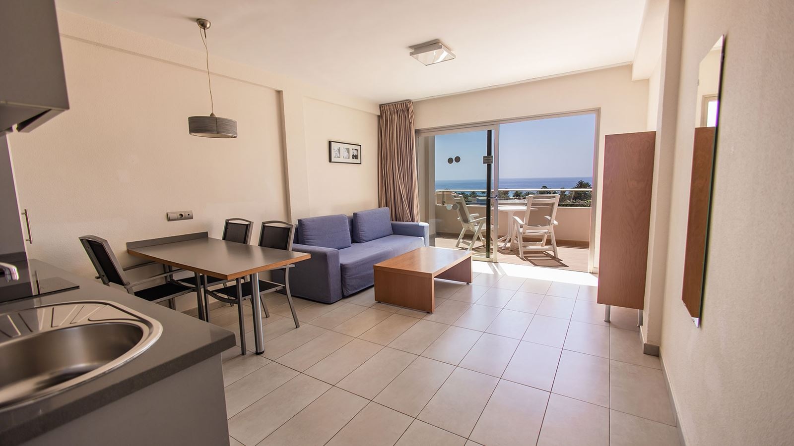 rooms-classic-1-bedroom-apartment-sea-view-with-balcony-type-a