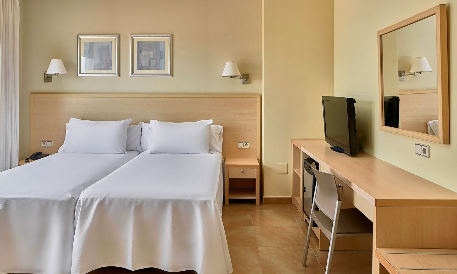 rooms-double-room-sea-view-balcony-or-terrcae