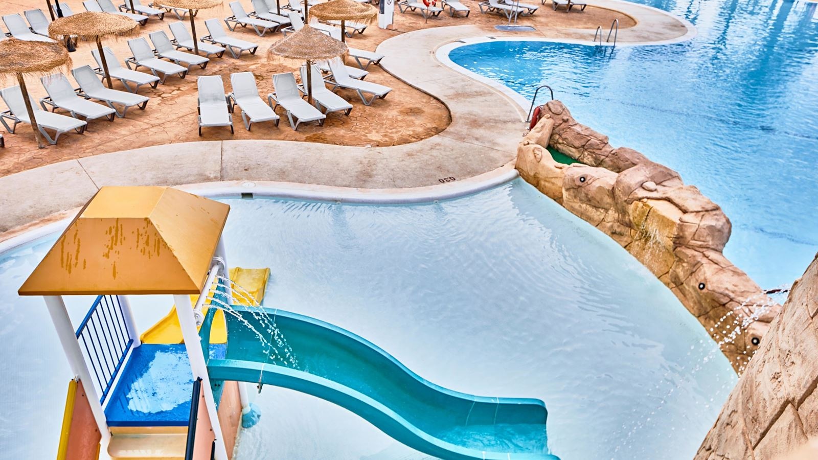 pools-outdoor-childrens-pool