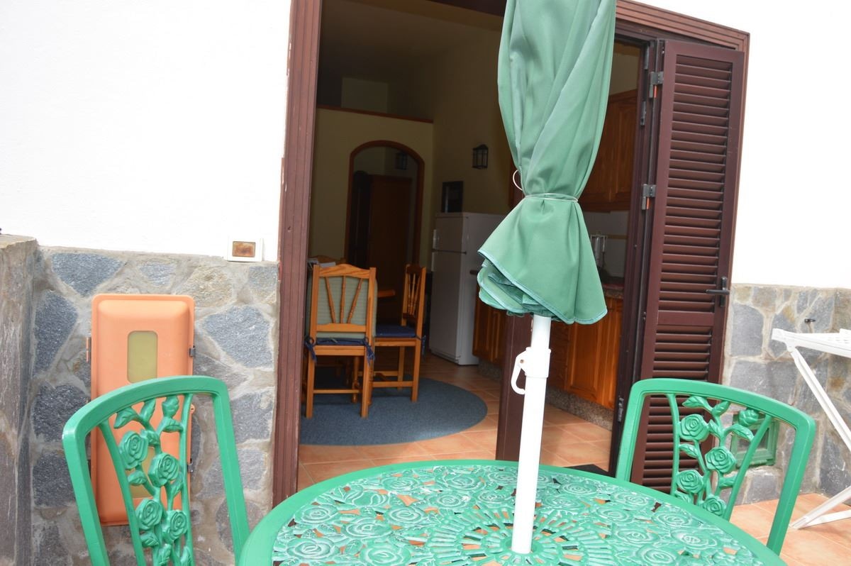 rooms-1-bedroom-with-terrace