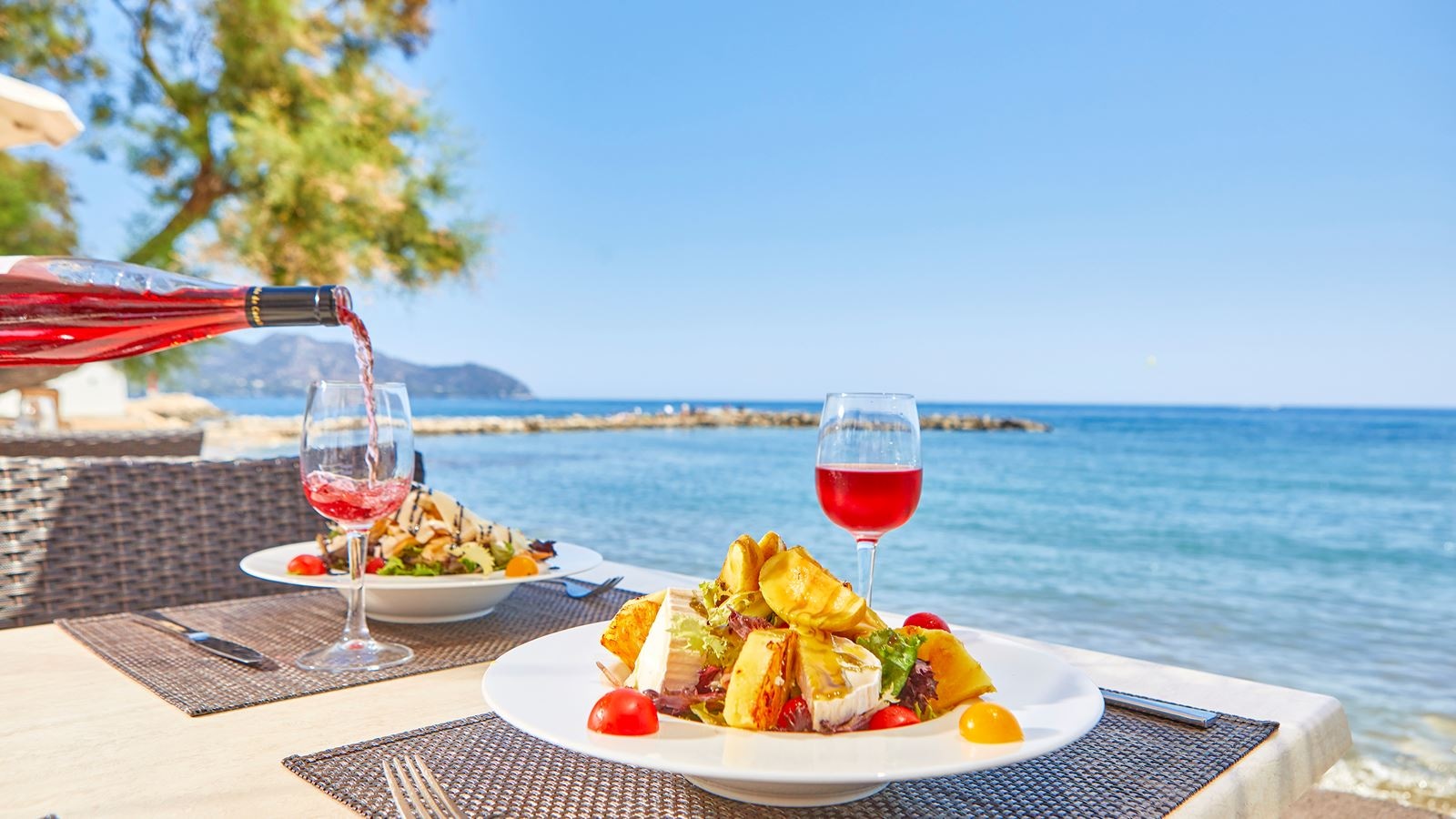 restaurants-restaurant