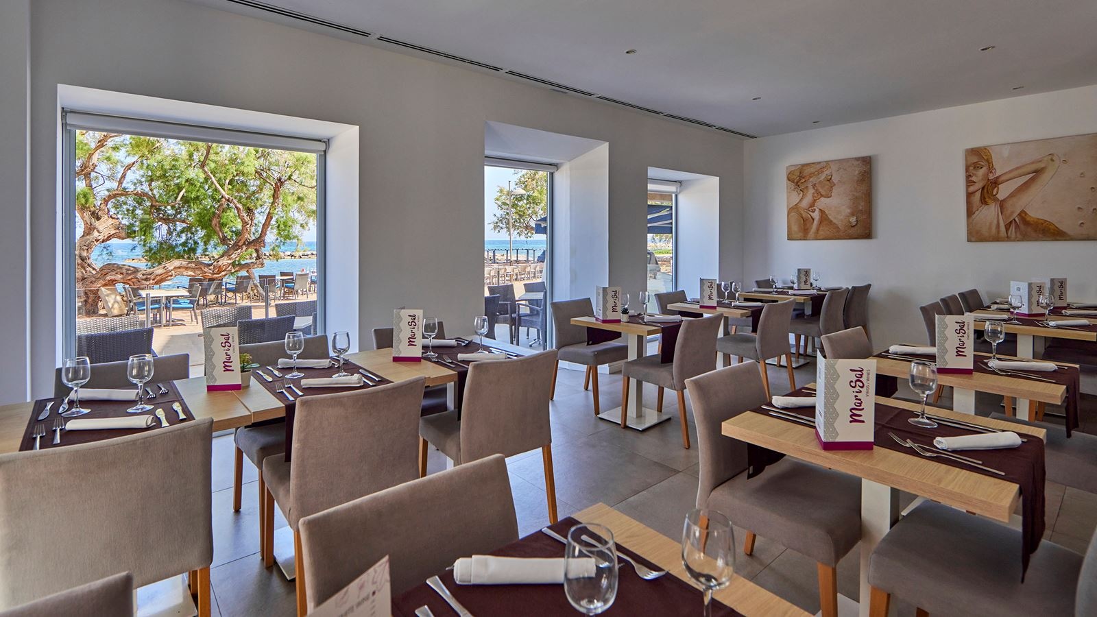 restaurants-restaurant