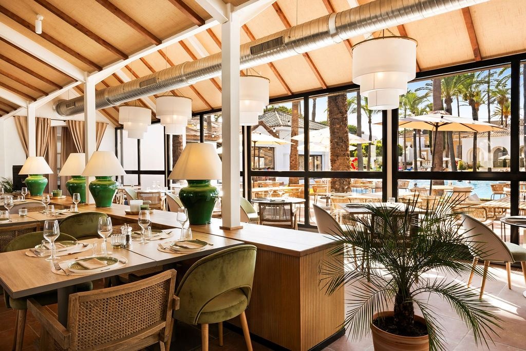 restaurants-san-roque-gardens