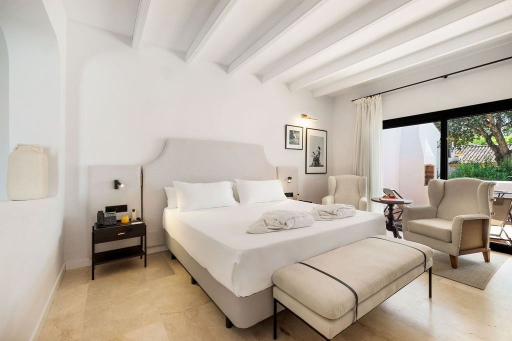 rooms-deluxe-gran-terrace