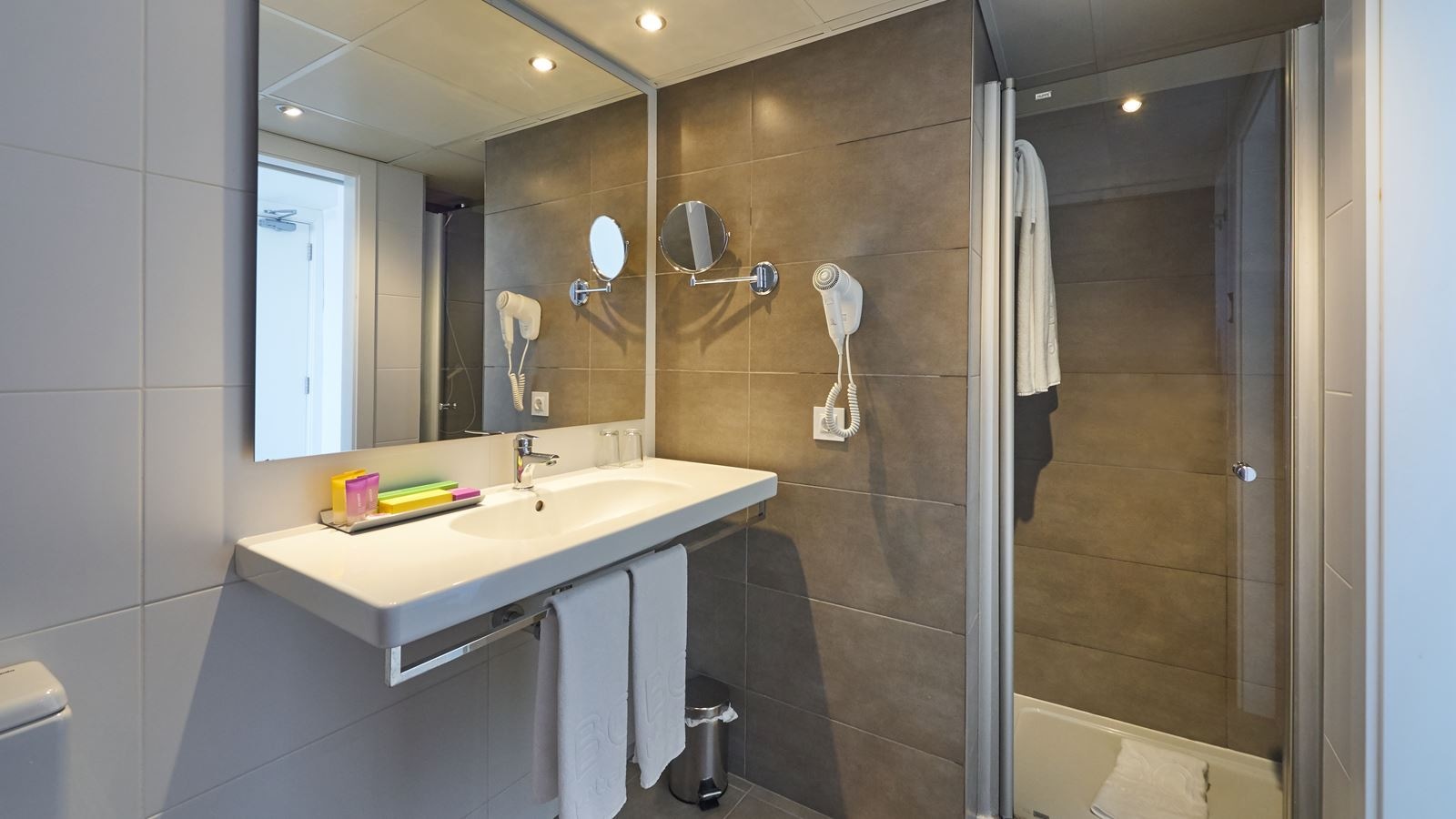 rooms-double-sea-view-balcony-or-terrace