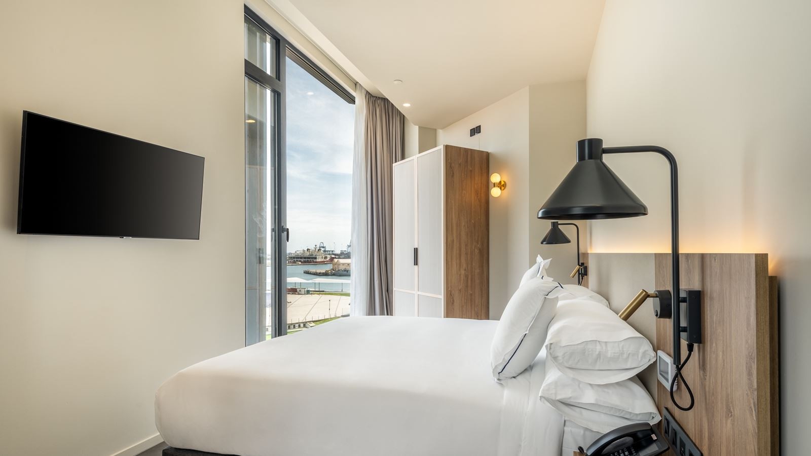 rooms-double-deluxe-sea-view-dxv