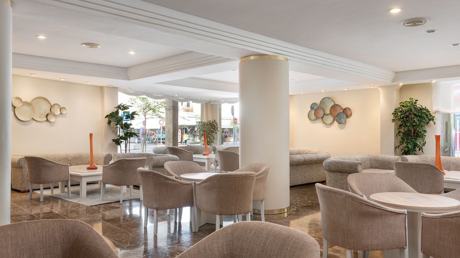 bars-un-bar-cerca-del-mar