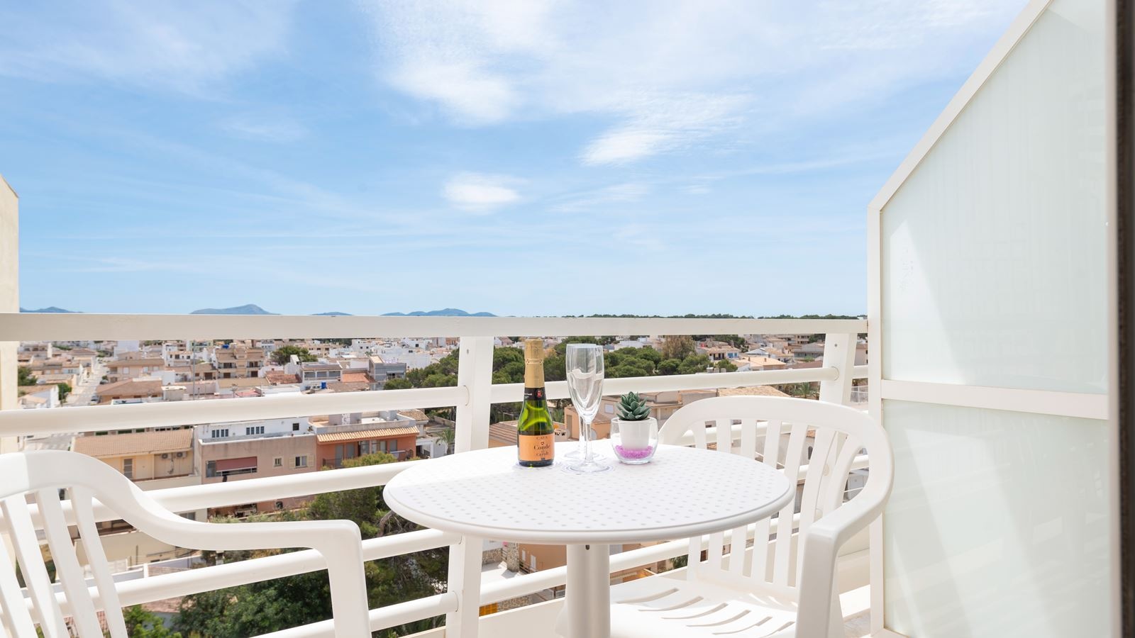 rooms-fa--family-room