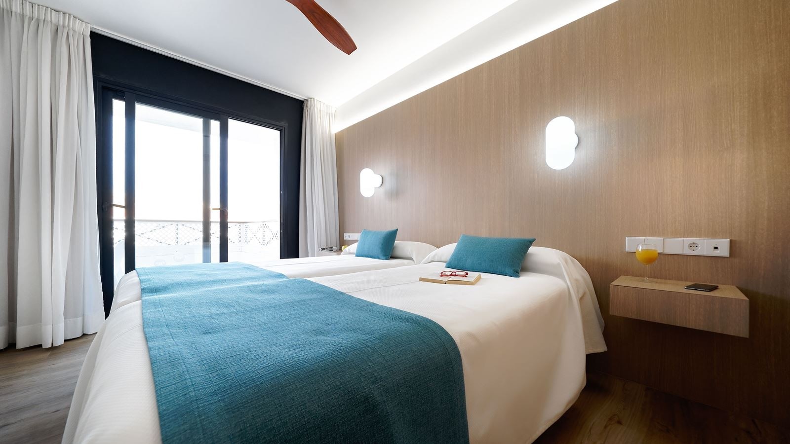 rooms-apartment-1-bedroom-streetview