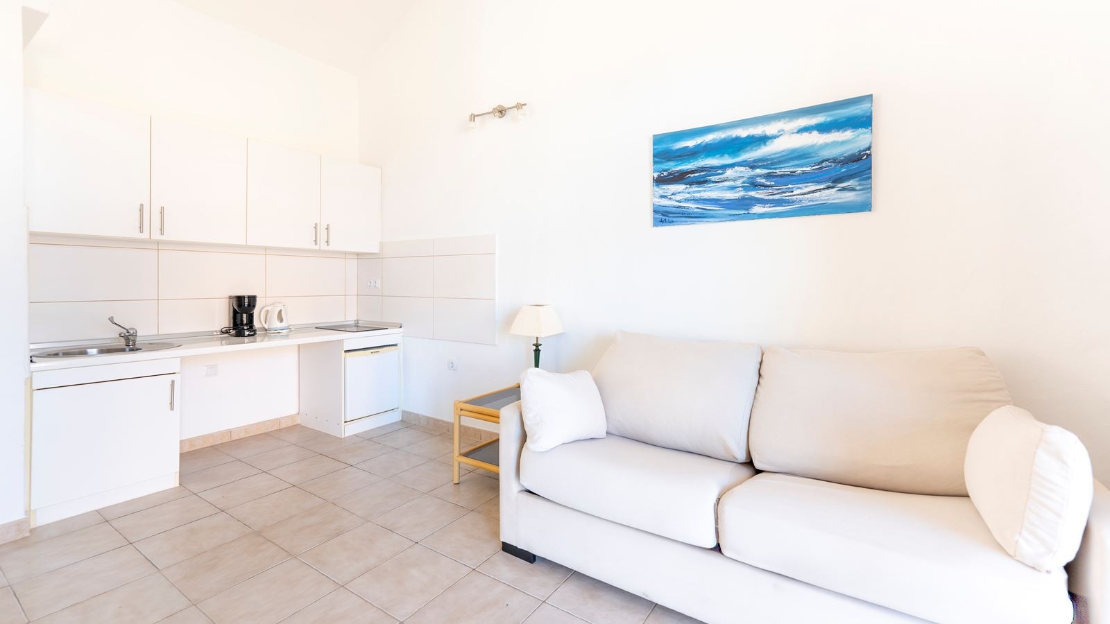 rooms-1-bedroom-bungalow