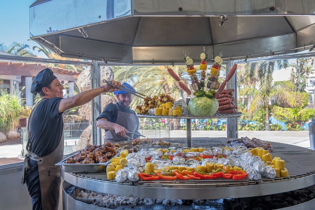 restaurants-restaurant