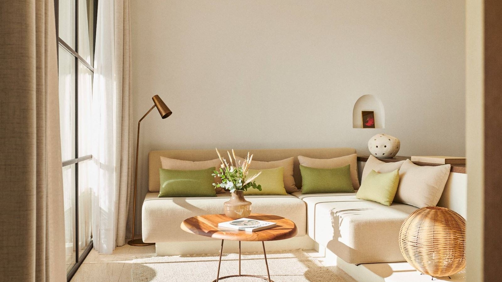 rooms-junior-suite-golf-view-room