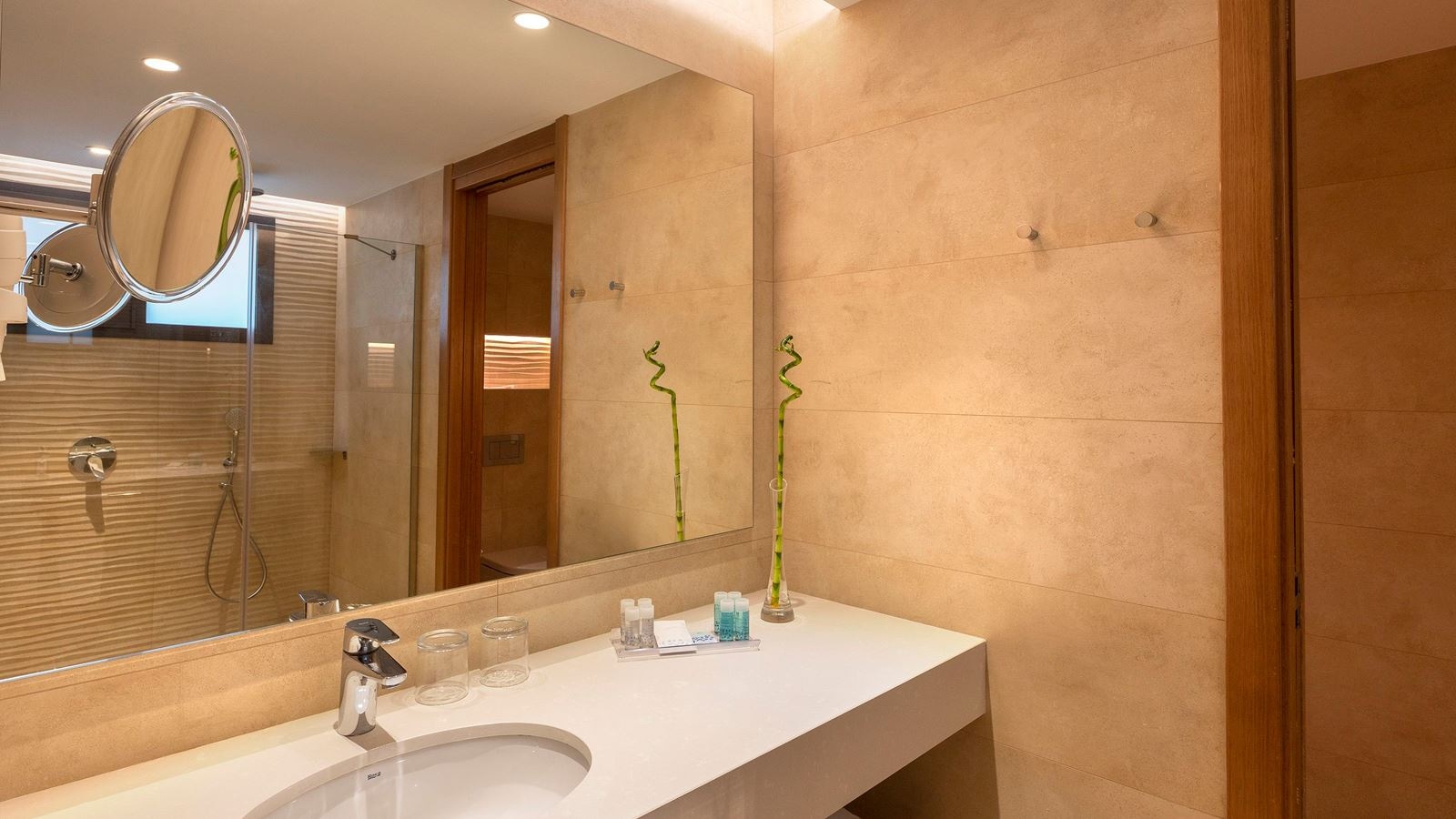 rooms-double-standard