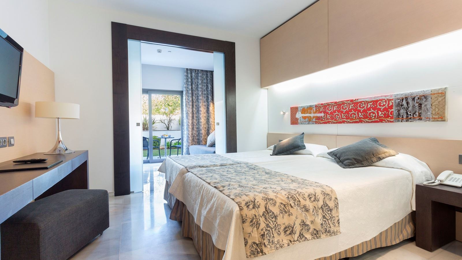 rooms-df--family-room