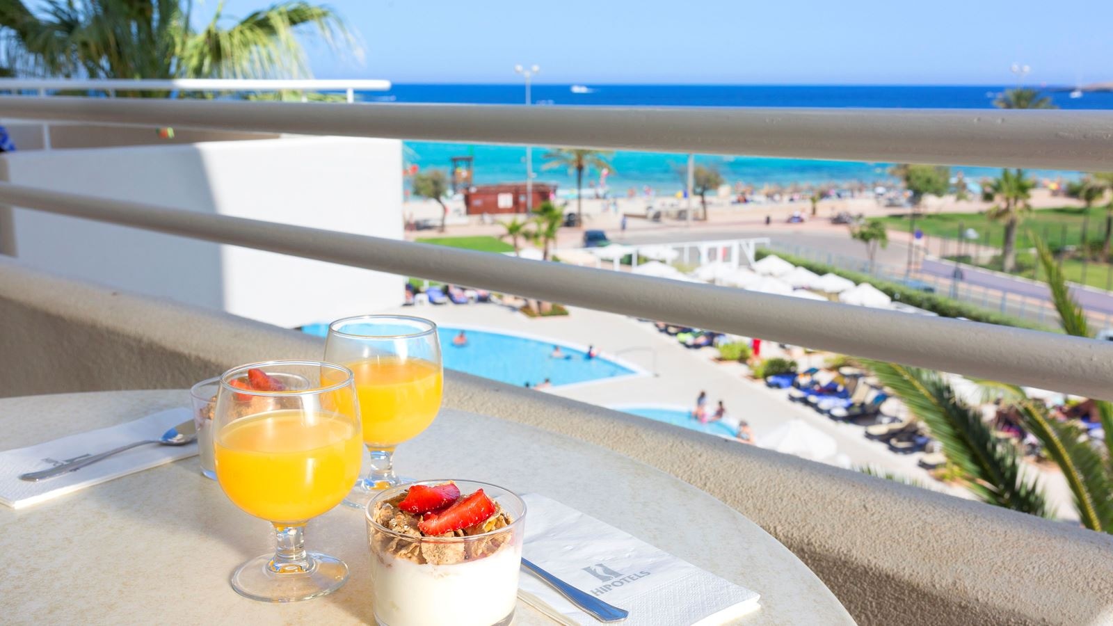 rooms-one-bedroom-apartment