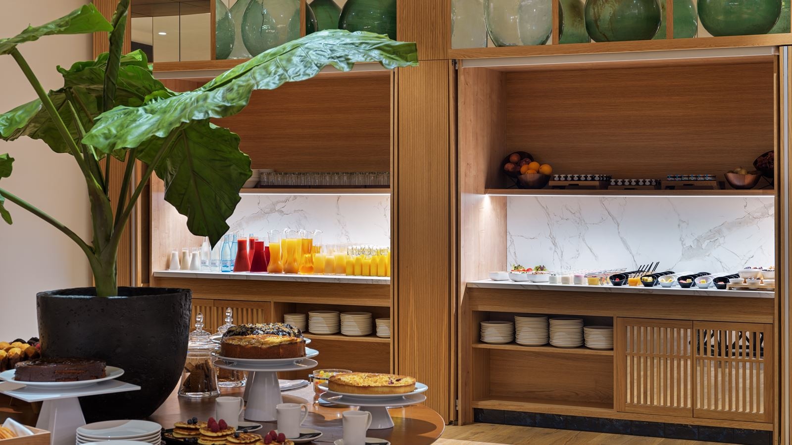 restaurants-breakfast-buffet