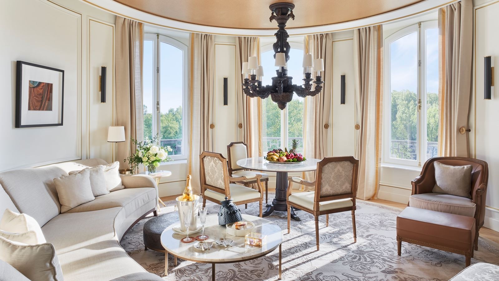 rooms-double-king-size-bed