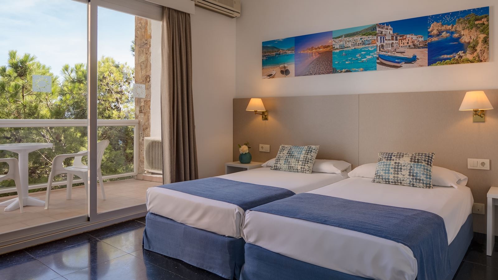 rooms-double-standard-balcony-or-terrace