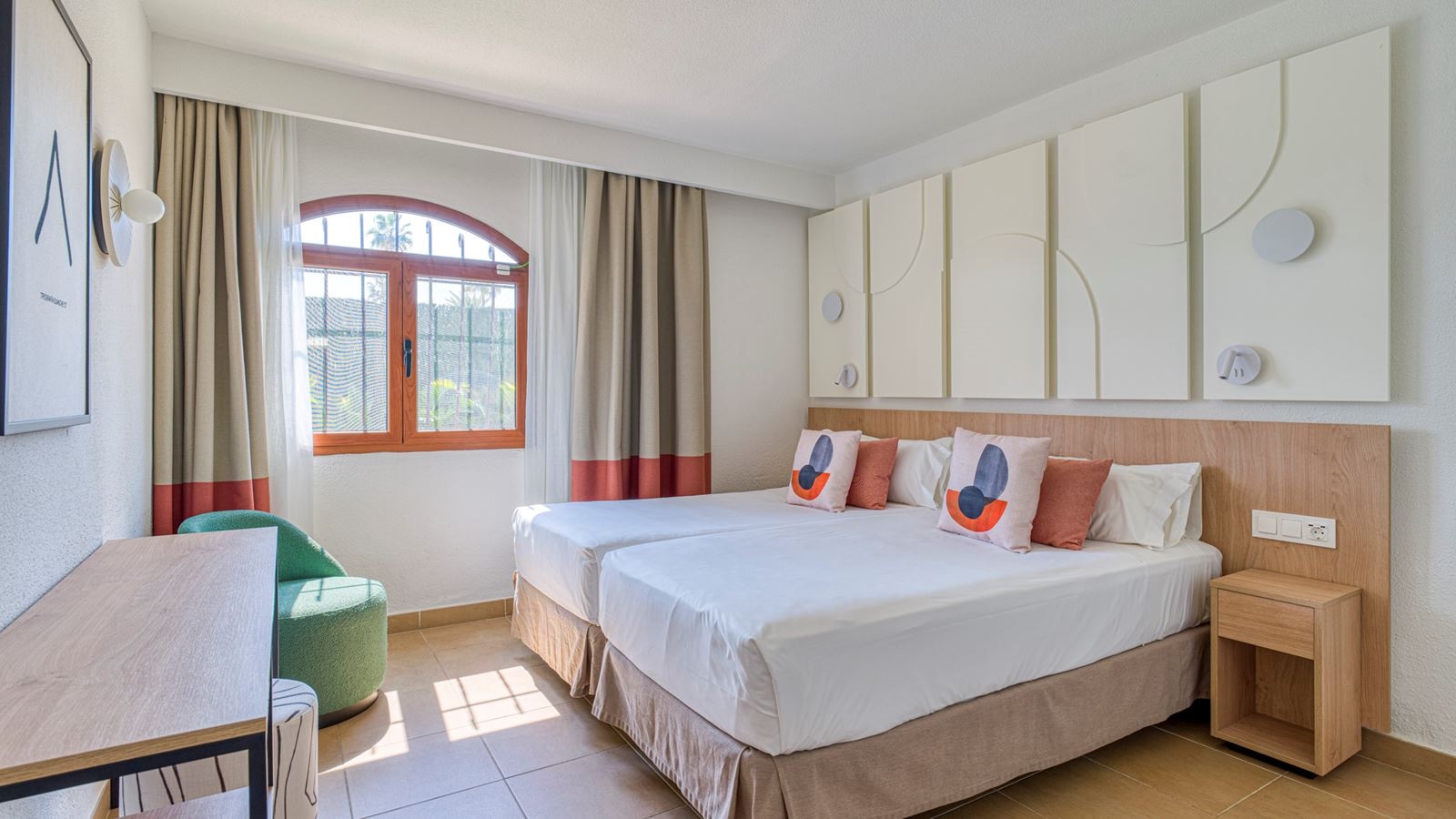 rooms-premier-suite-1-bedroom-with-terrace--pre