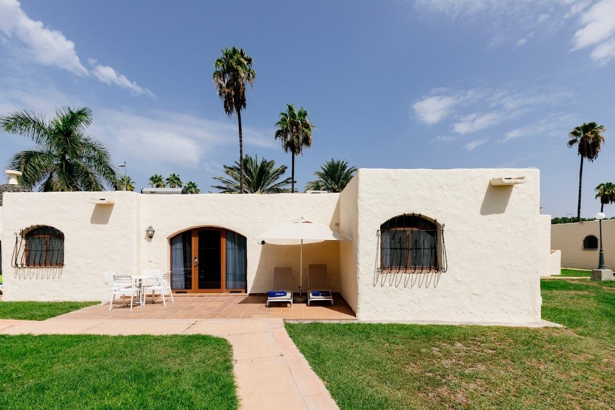 rooms-family-suite-emblem-2-bedrooms-with-terrace--sue2