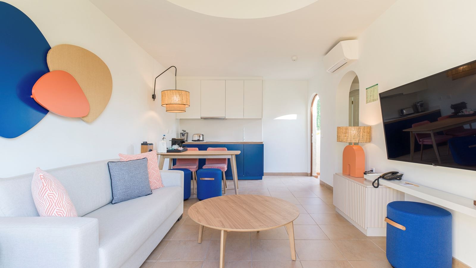 rooms-premier-villa-emblem-1-bedroom-with-terrace--v1