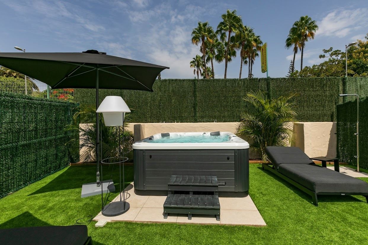 rooms-family-villa-emblem-2-bedrooms-with-terrace--v2