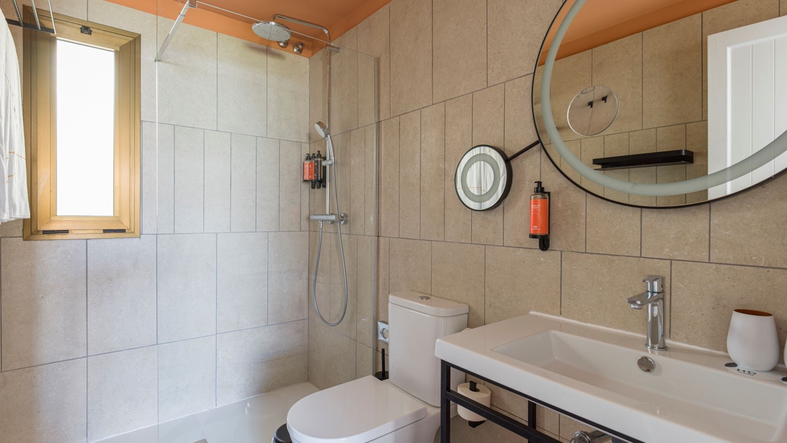 rooms-superior-suite-with-terrace--susu